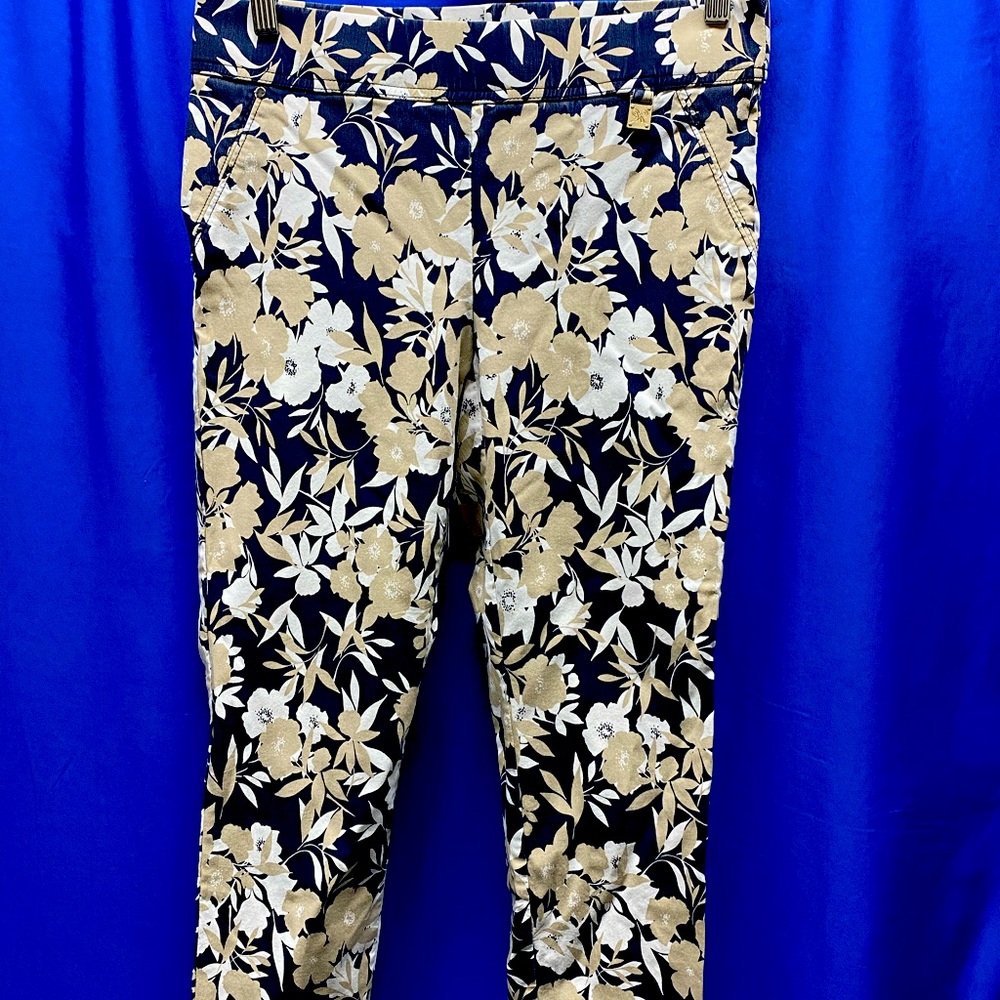Crop pants/capris, pull-on, stretchy; floral; size 8; by Rafaella Comfort